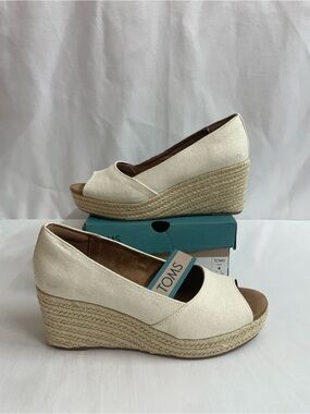 TOMS RANIA Women’s Canvas Peep-Toe Wedge Pumps Size 8     25 CM